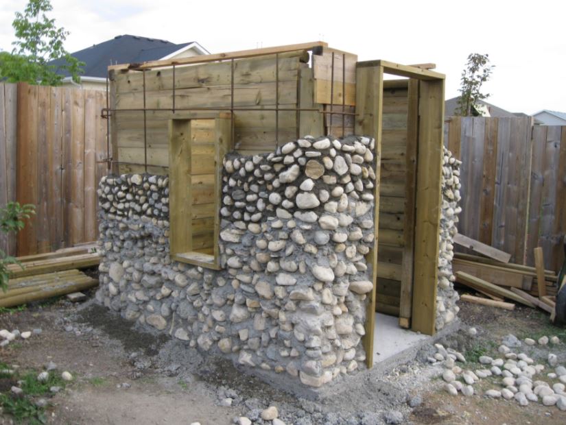 Shed Design Using Rocks